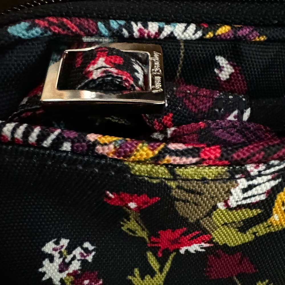 Excellent Condition Vera Bradley mini hipster purse - Picture 8 of 9